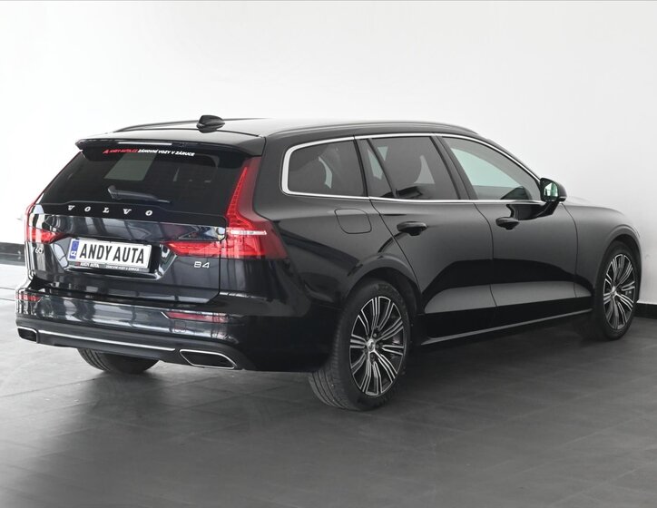Volvo V60 Kombi 2,0 l 145 kw