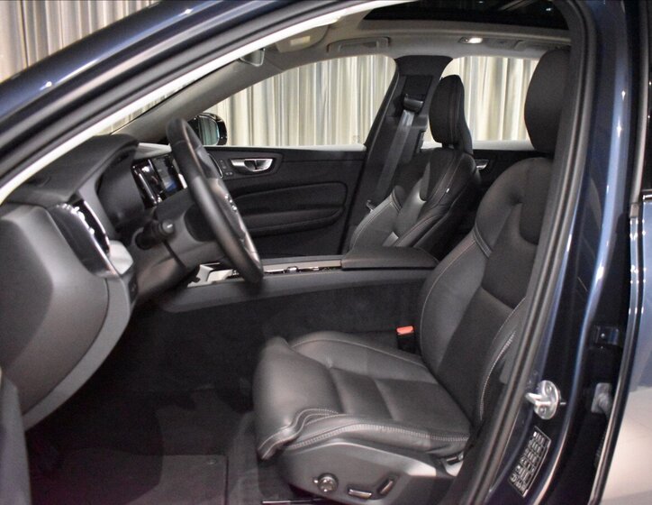 Volvo XC60 Kombi 2,0 l 257 kw