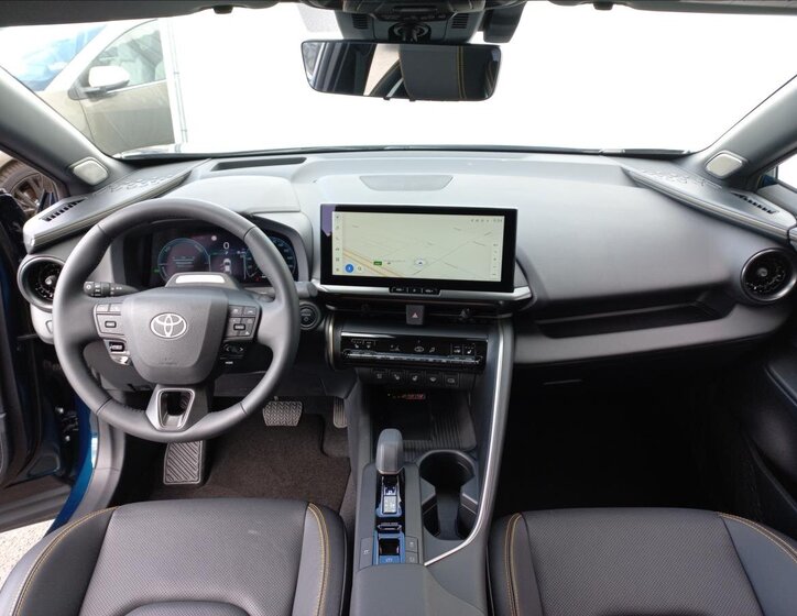 Toyota C-HR SUV / Terénní 2,0 l 112 kw