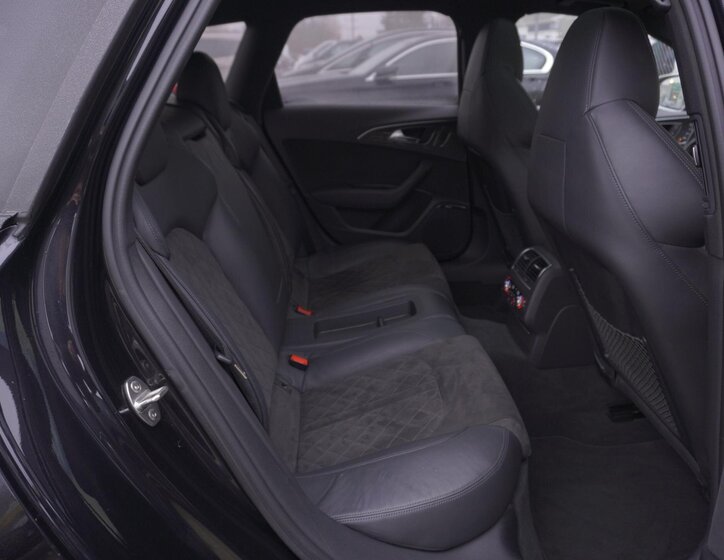 Audi RS 6 Hatchback 4,0 l 412 kw