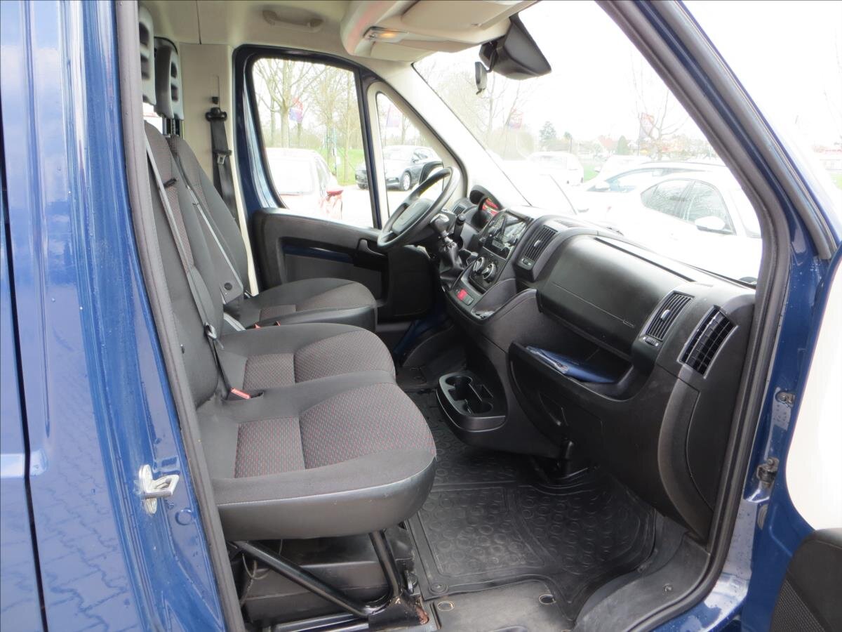 Peugeot Boxer Valník 2,2 l 103 kw