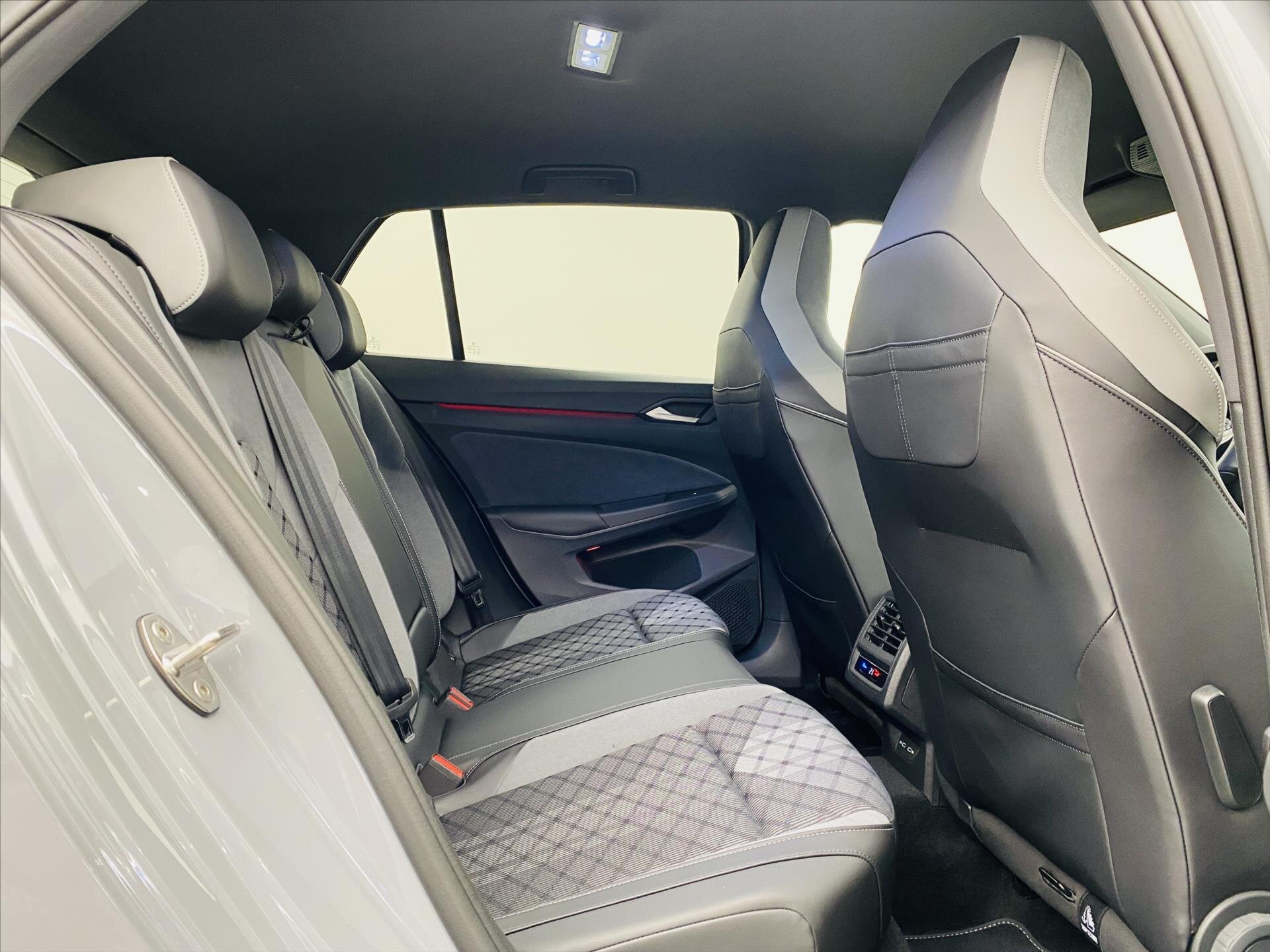 Volkswagen Golf Kombi 1,5 l 110 kw