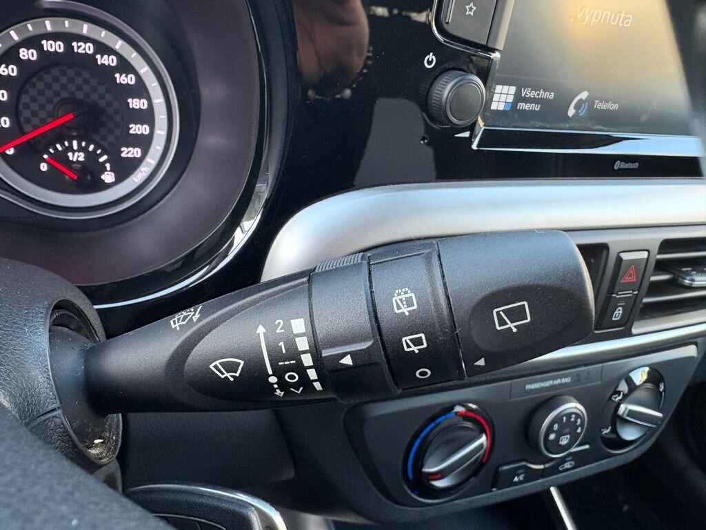 Hyundai i10 Hatchback 998,0 49 kw