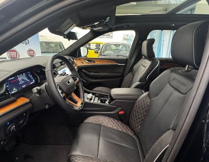 Jeep Grand Cherokee 24