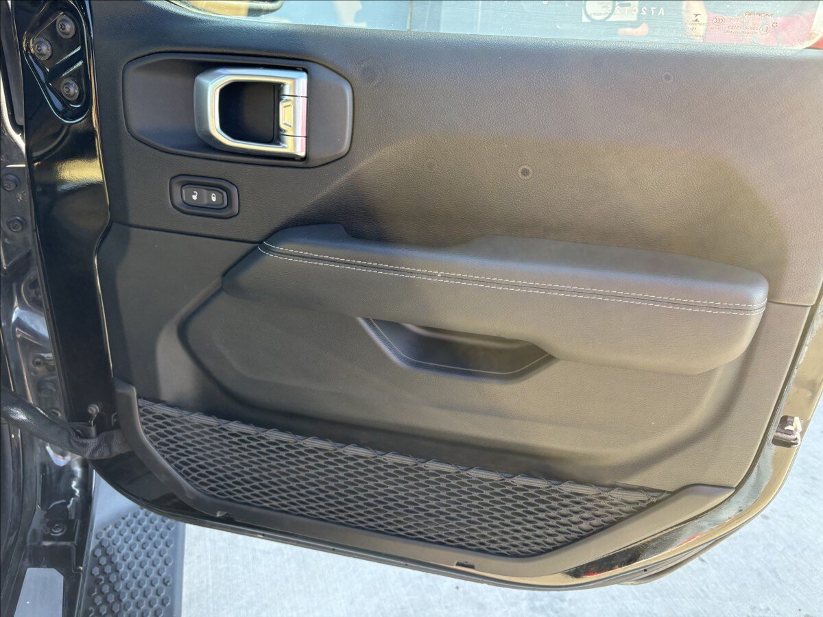 Jeep Wrangler Ostatní 2,1 l 147 kw