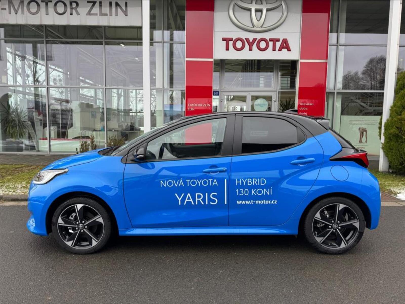 Toyota Yaris 5