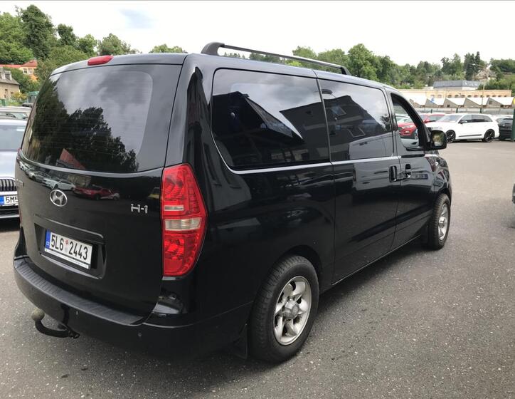 Hyundai H 1 7
