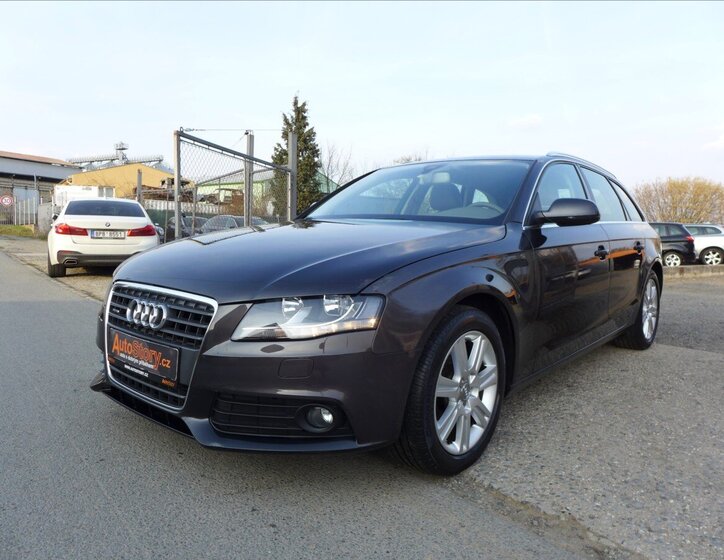 Audi A4 Kombi 2,0 l 105 kw