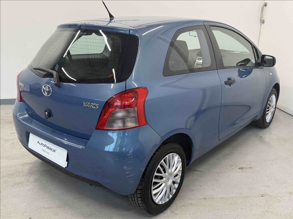 Toyota Yaris Hatchback 1,3 l 64 kw