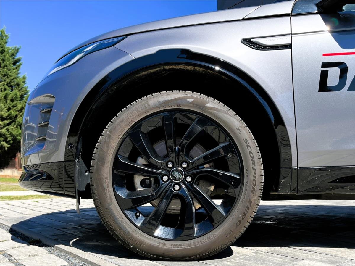 Land Rover Discovery Sport SUV / Terénní 2,0 l 150 kw
