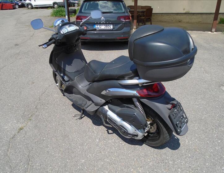 Piaggio Ostatní 6