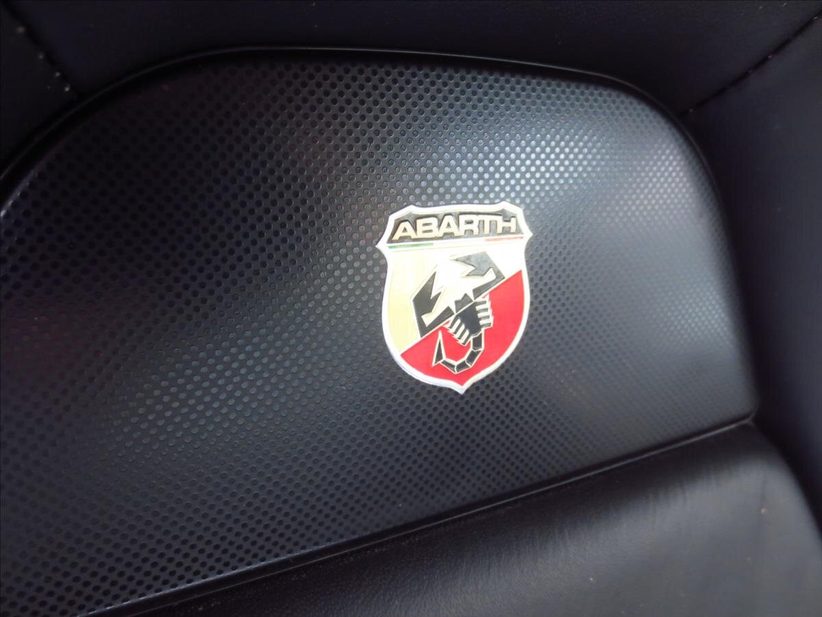 Fiat Grande Punto Hatchback 1,4 l 139 kw