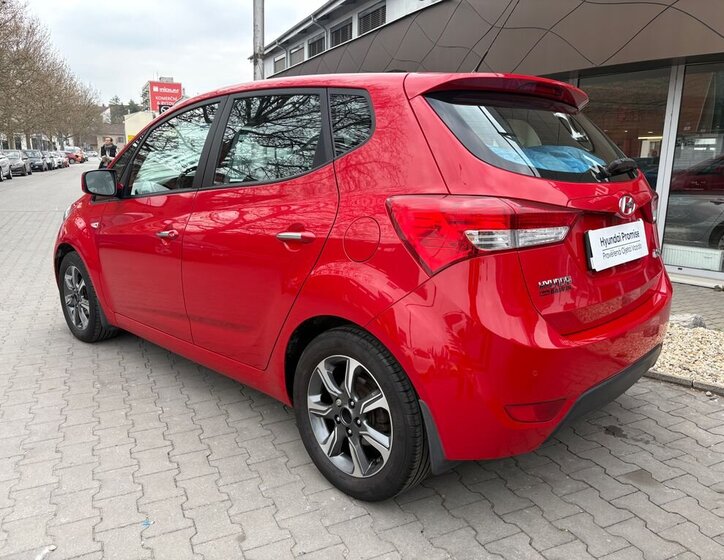 Hyundai ix20 MPV 1,6 l 92 kw