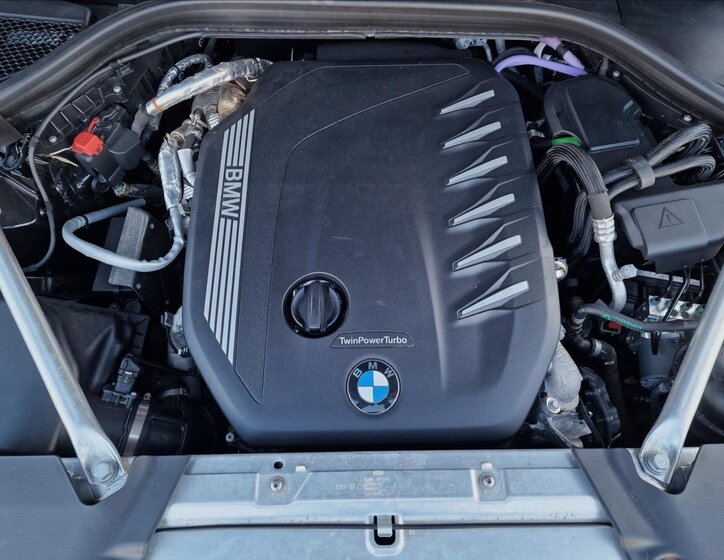 BMW X4 SUV / Terénní 3,0 l 210 kw