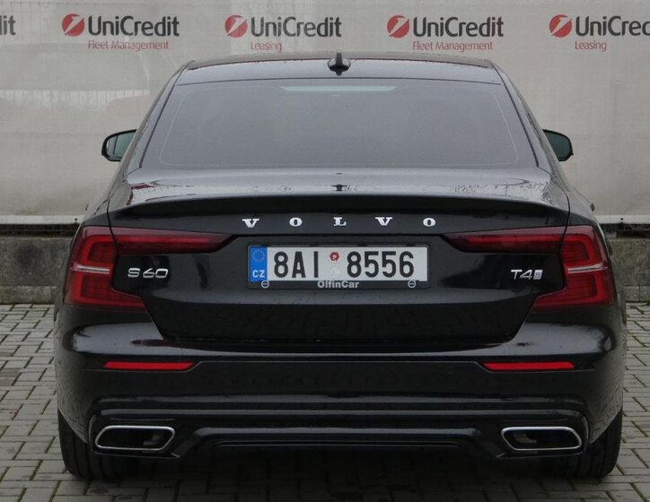 Volvo S60 4