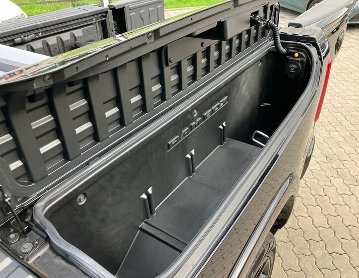 Dodge RAM Pick-up 3,0 l 403 kw