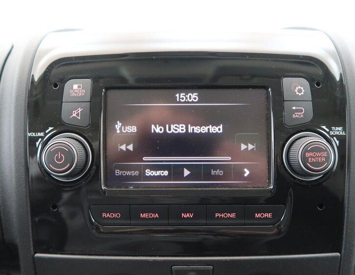 Opel Movano Skříň 2,2 l 103 kw