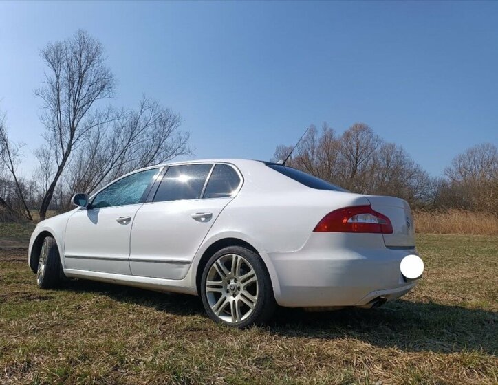 Škoda Superb Sedan / Limuzína 0,0 118 kw