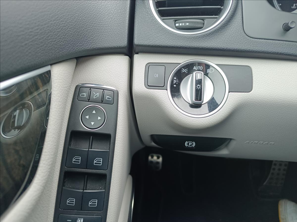 Mercedes-Benz Třídy C Kombi 2,1 l 150 kw