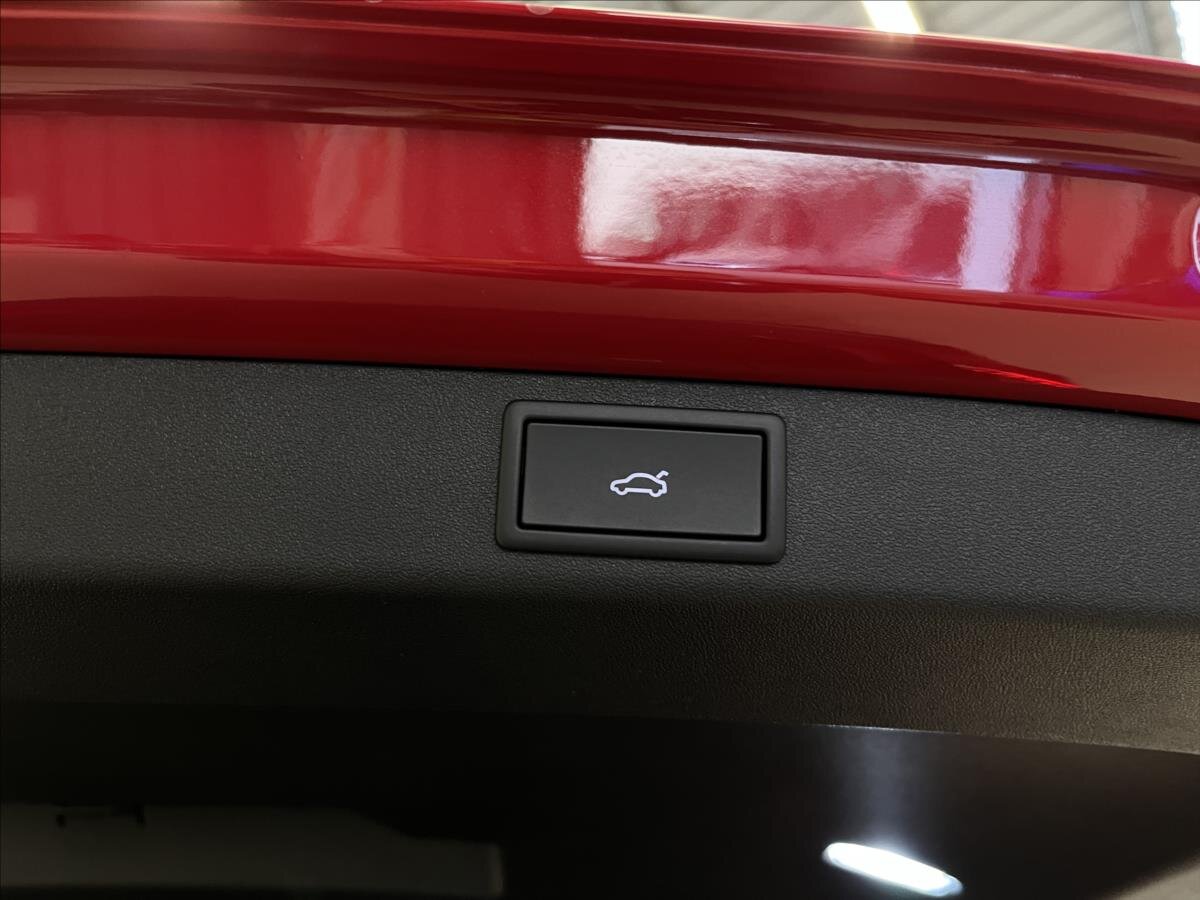 Škoda Elroq SUV / Terénní 1,0 210 kw