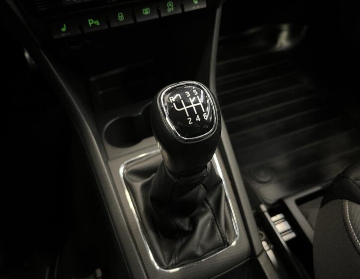 Škoda Rapid Liftback 999,0 81 kw