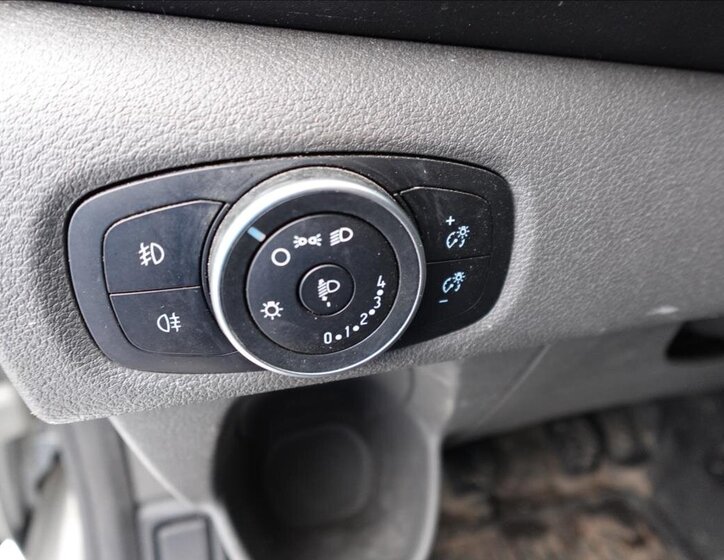 Ford Transit Custom Ostatní 2,0 l 77 kw