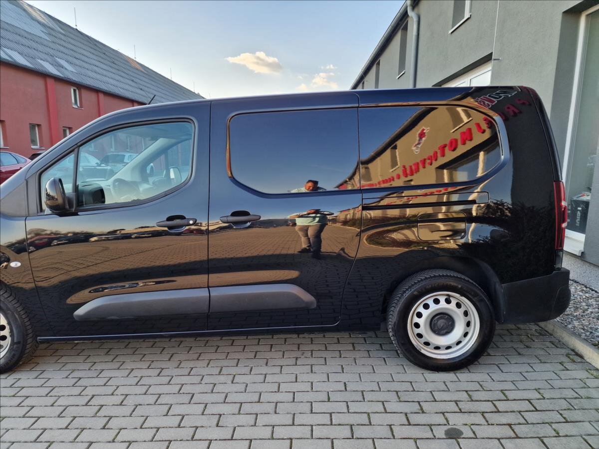 Opel Combo Skříň 1,5 l 75 kw
