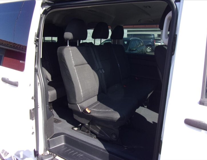 Mercedes-Benz Vito Kombi 2,1 l 120 kw