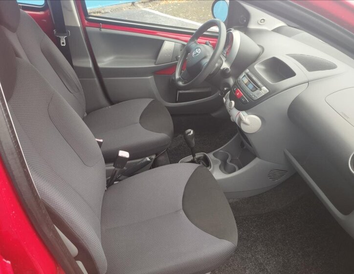 Toyota Aygo Hatchback 998,0 50 kw
