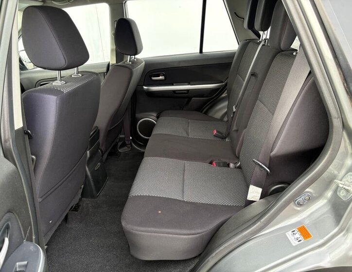 Suzuki Grand Vitara 7