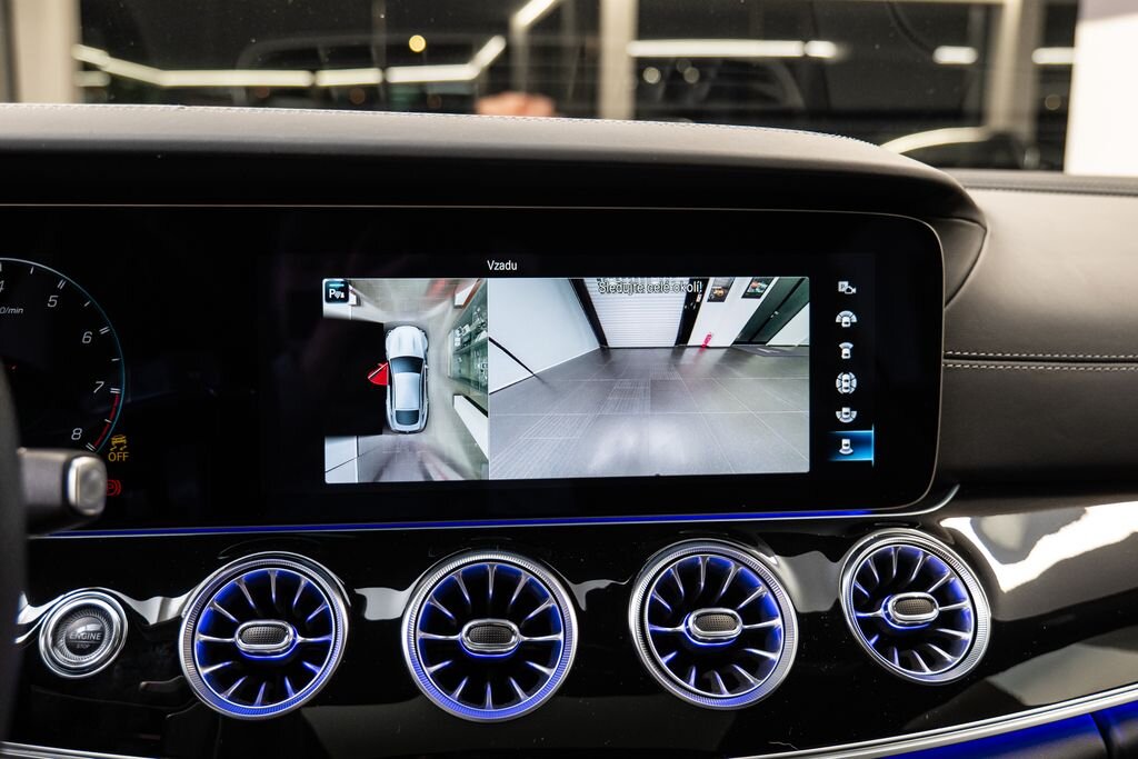 Mercedes-Benz AMG GT SUV / Terénní 4,0 l 430 kw