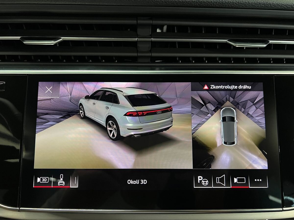 Audi Q8 SUV 3,0 l 210 kw