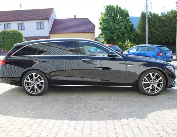 Mercedes-Benz Třídy E 3