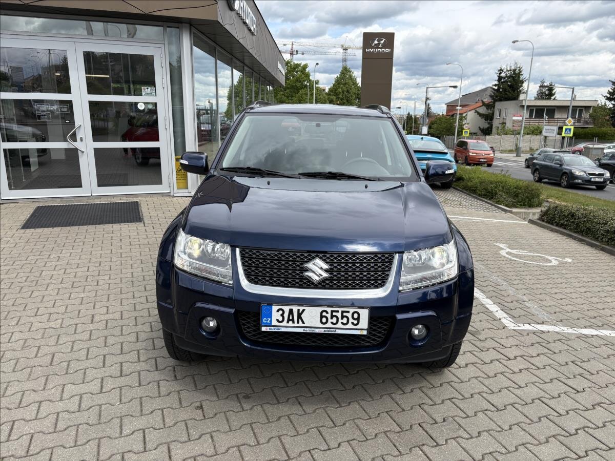Suzuki Grand Vitara SUV / Terénní 2,4 l 124 kw