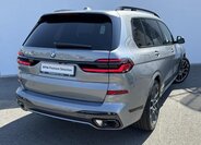 BMW X7 SUV / Terénní 3,0 l 250 kw