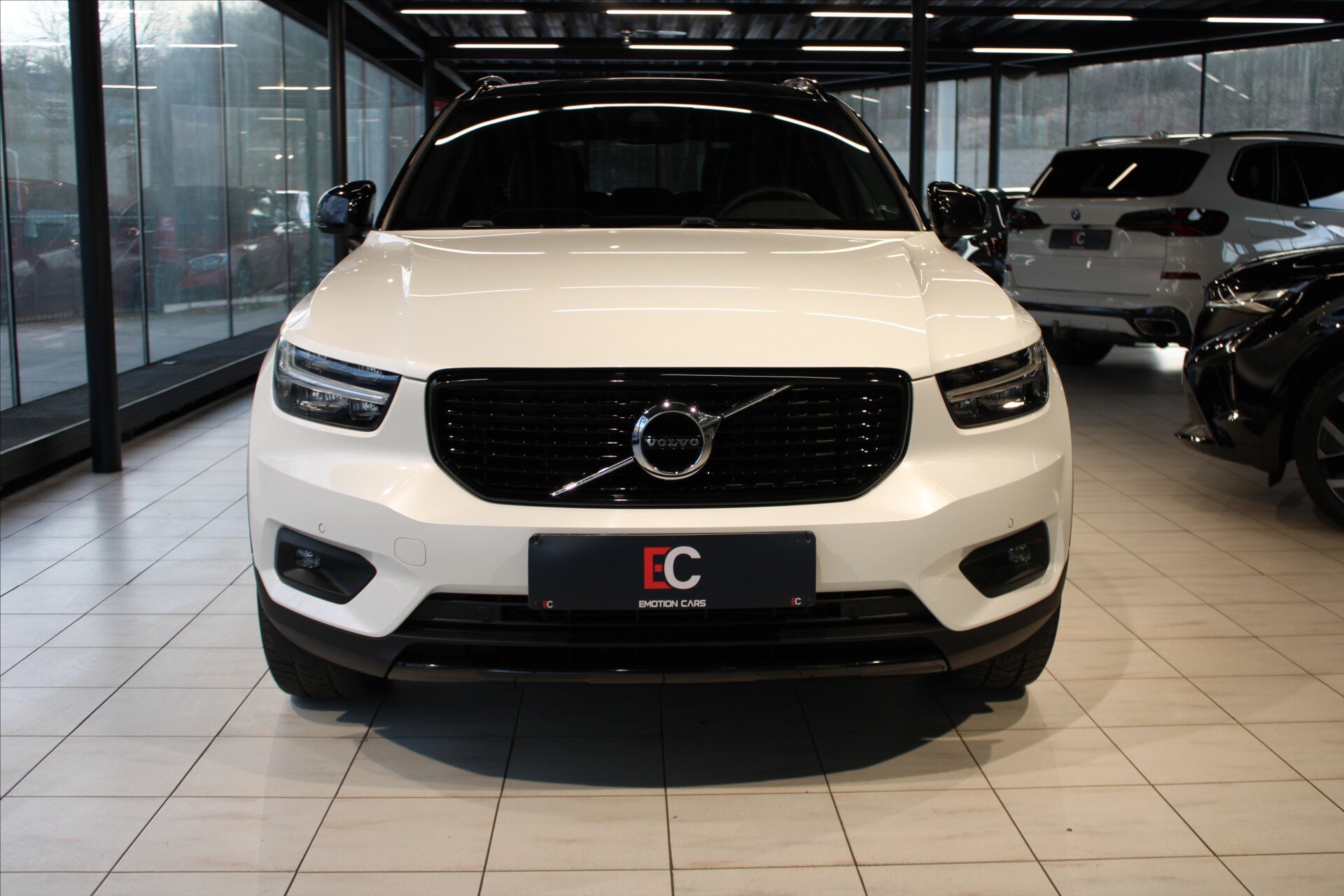 Volvo XC40 SUV / Terénní 2,0 l 140 kw