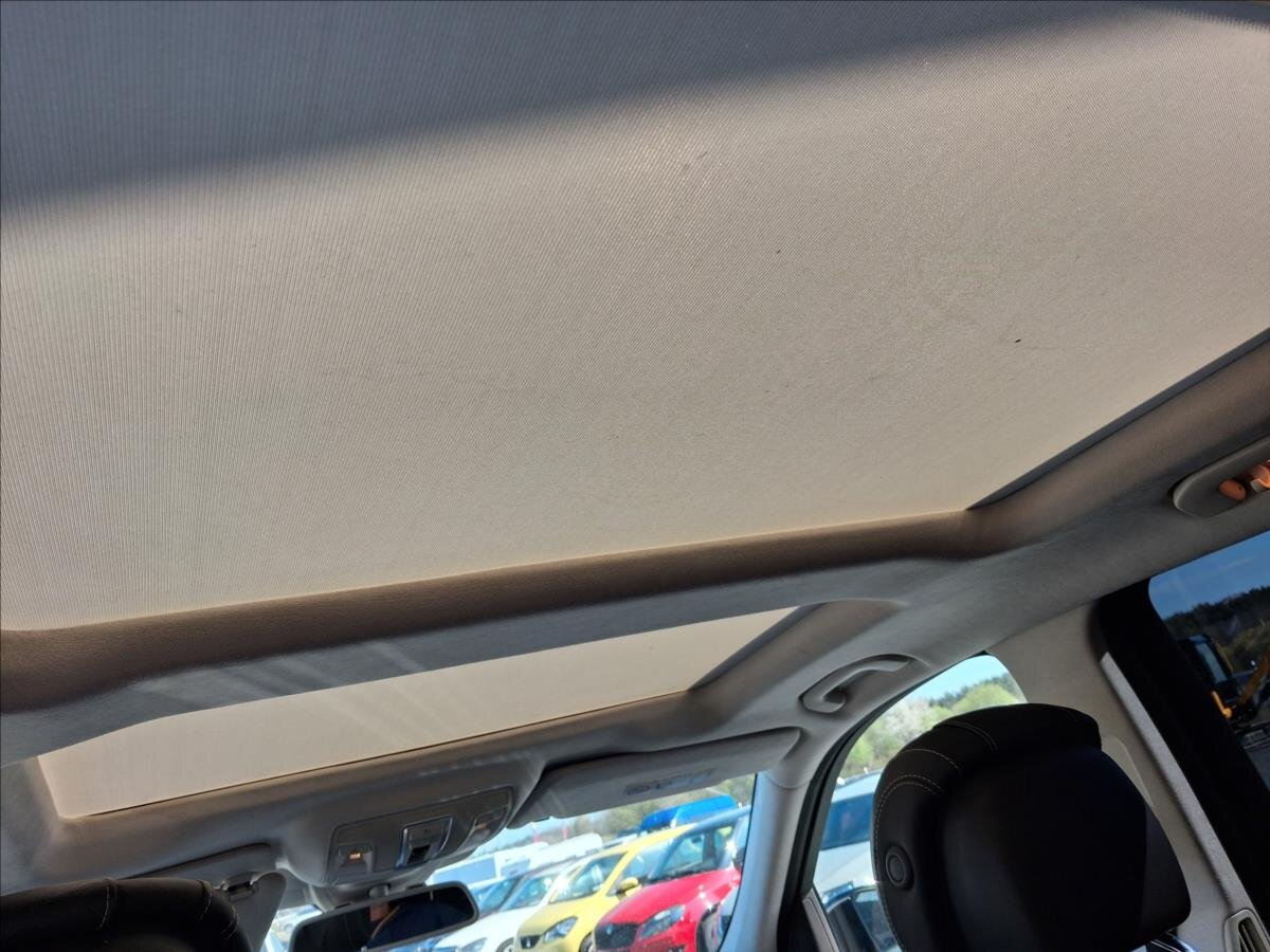 Mercedes-Benz GLE Kombi 3,0 l 270 kw