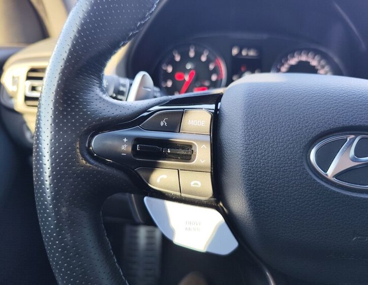 Hyundai i30 Liftback 2,0 l 206 kw