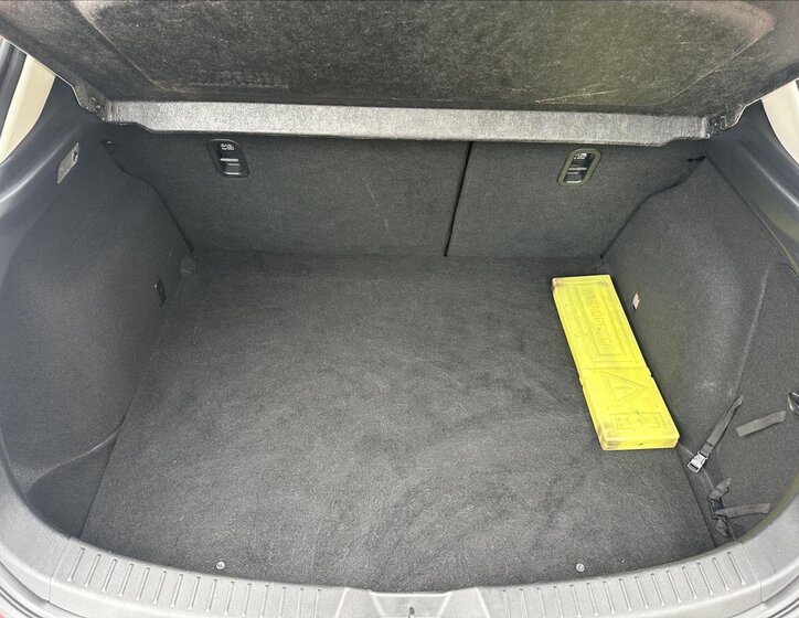 Mazda 3 Hatchback 2,0 l 88 kw