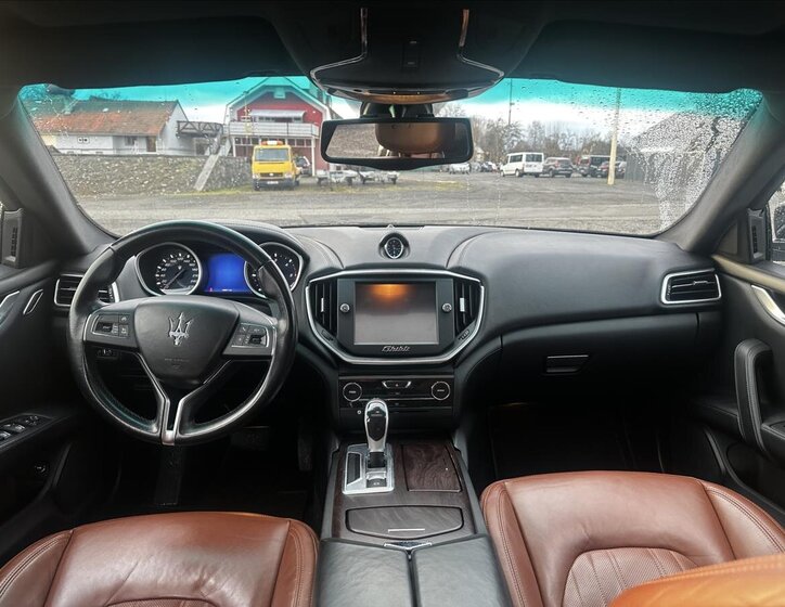 Maserati Ghibli Sedan 3,0 l 202 kw