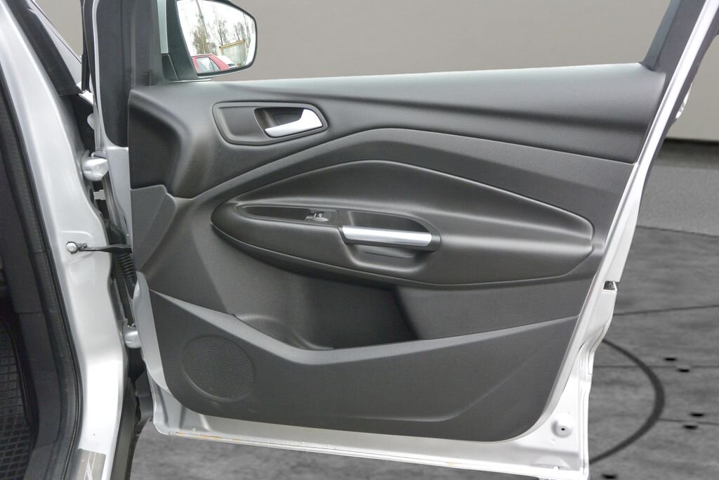 Ford Kuga SUV / Terénní 2,0 l 110 kw