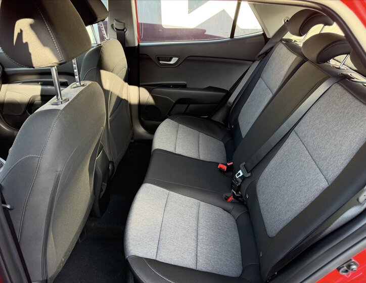 KIA Stonic SUV / Terénní 998,0 74 kw