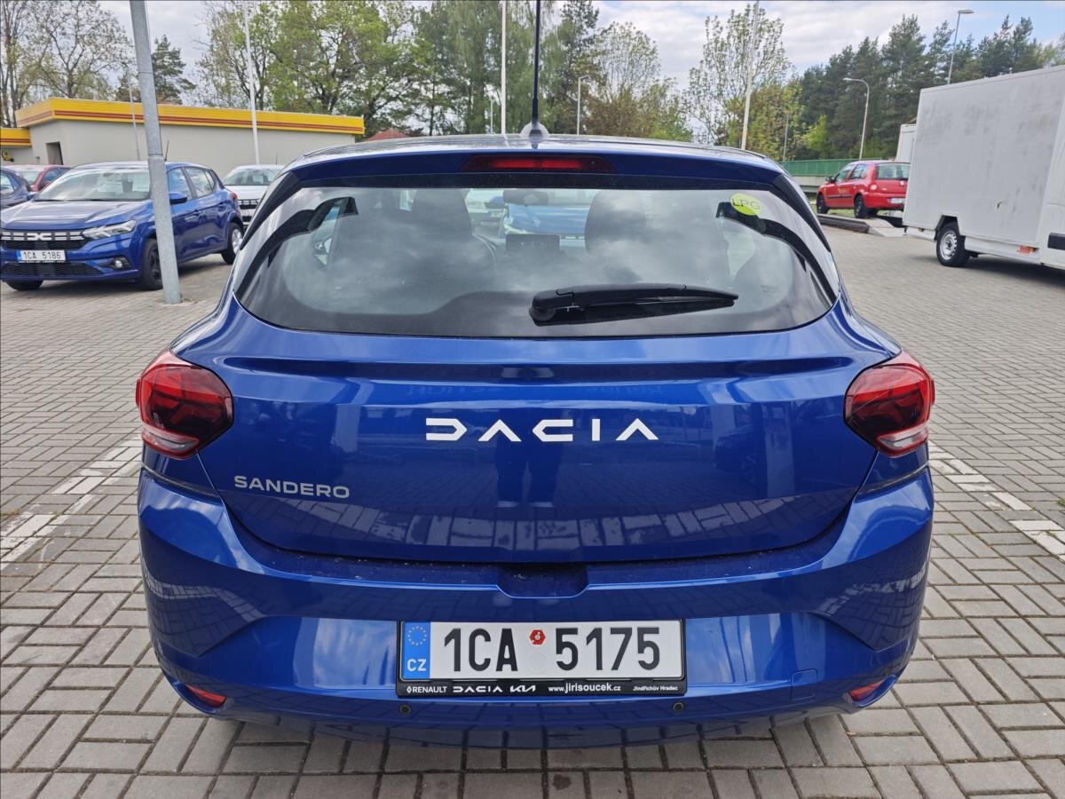 Dacia Sandero Hatchback 999,0 67 kw