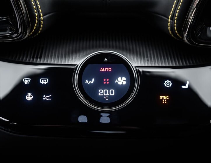 Ferrari Ostatní SUV / Terénní 6,5 l 529 kw