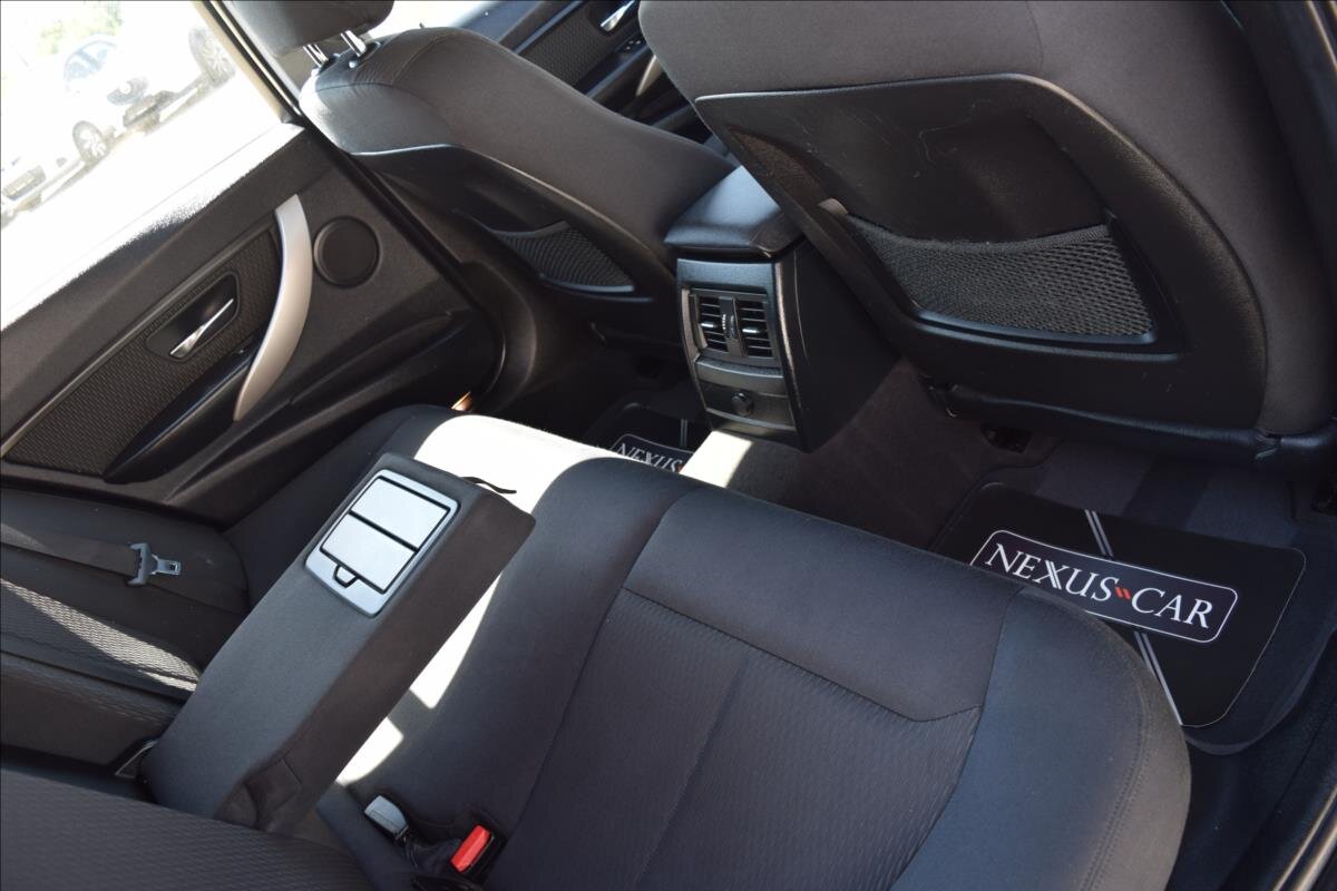 BMW Řada 3 Kombi 2,0 l 105 kw