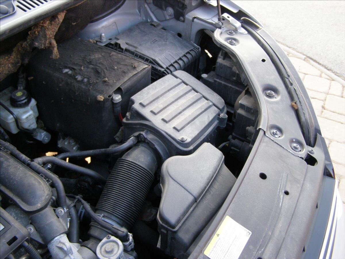 Volkswagen Touran MPV 1,2 l 77 kw