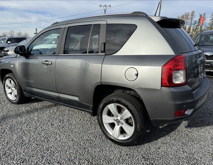 Jeep Compass 5