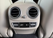 Mercedes-Benz Třídy E 28