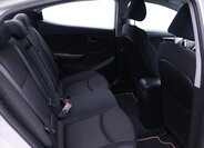 Hyundai Elantra 12