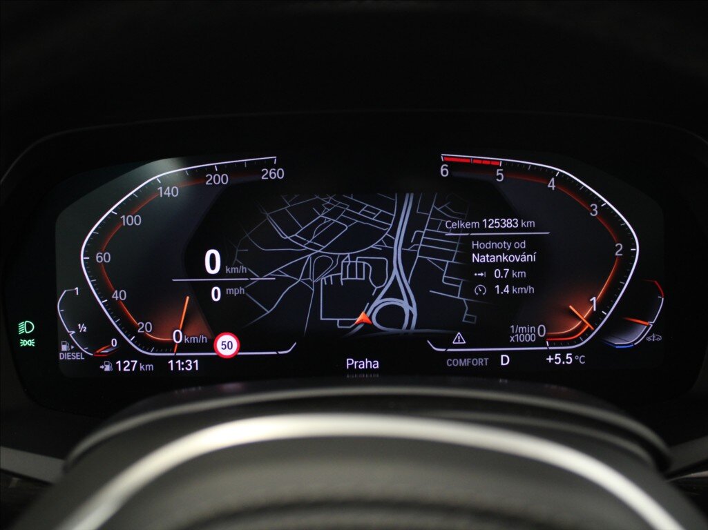 BMW X7 SUV / Terénní 3,0 l 195 kw